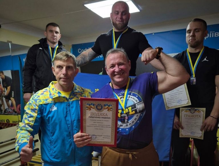 Каменчанка Людмила Гайдученко побила мировой рекорд на чемпионате силовых видов спорта в Софиевке