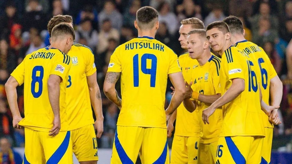 Сборная Украины по футболу проведет автограф-сессию: где и когда состоится мероприятие