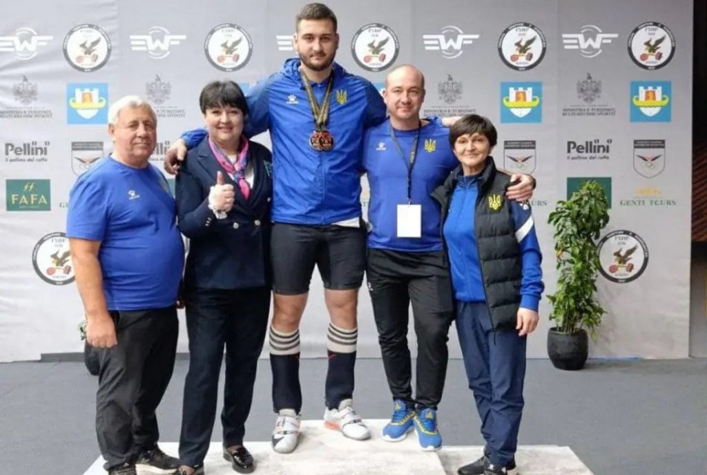 Богдан Гоза принес Украине «золото» и «серебро» чемпионата Европы по тяжелой атлетике