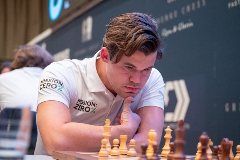 Магнус Карлсен вдев’яте став чемпіоном світу з бліцу