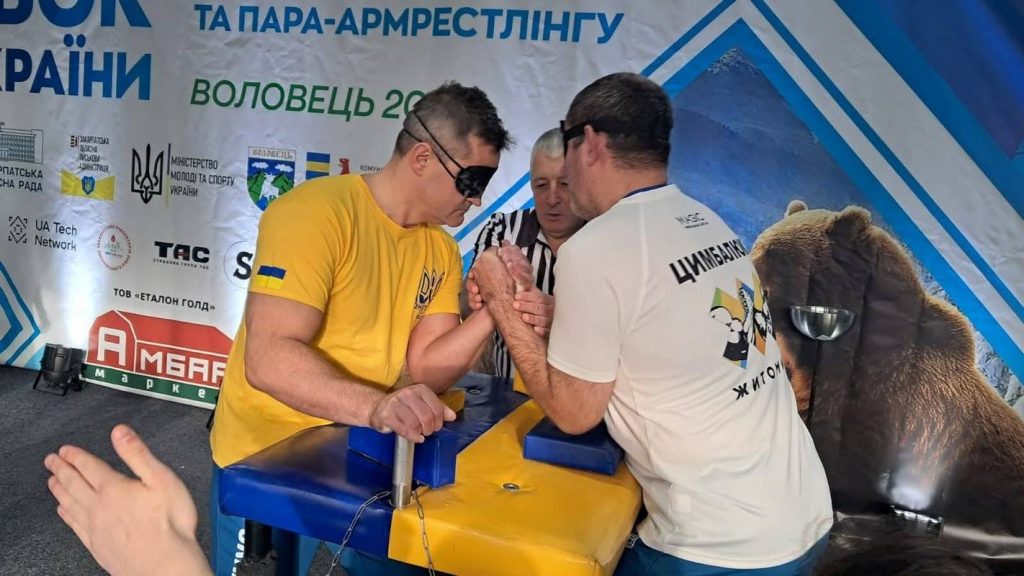 Кам’янські спортсмени вибороли низку медалей на Кубку України з параармрестлінгу