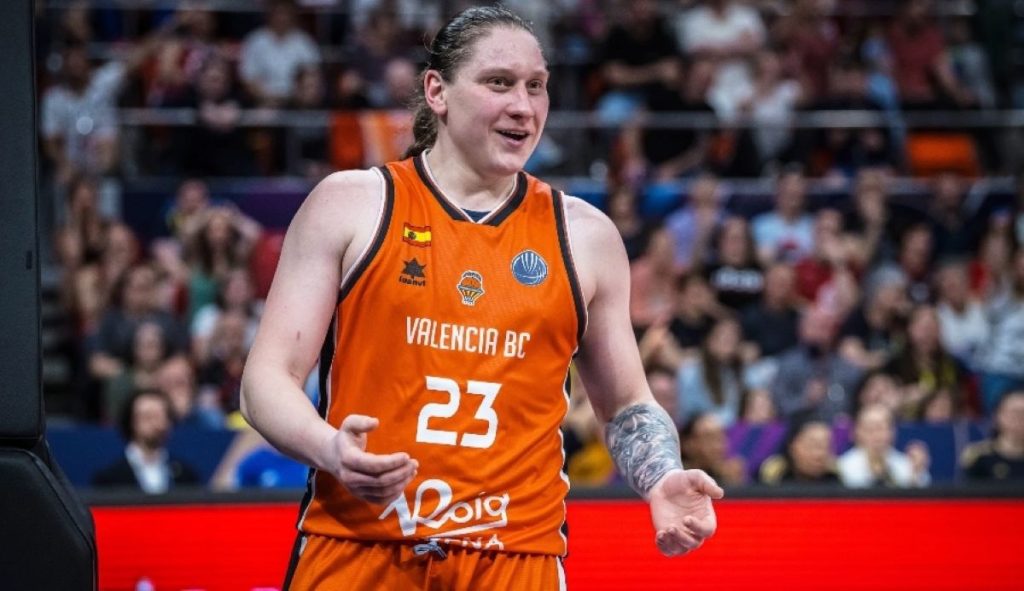Алина Ягупова досрочно покинула «Валенсию»