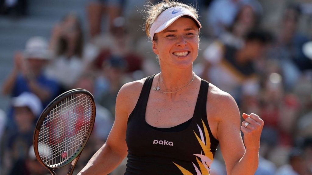 Свитолина с камбэком переиграла Костюк на выставочном турнире World Tennis League