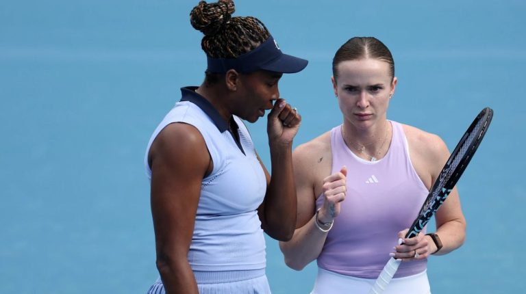 Свитолина и Винус Уильямс завершили выступления в парах на WTA 250 в Окленде