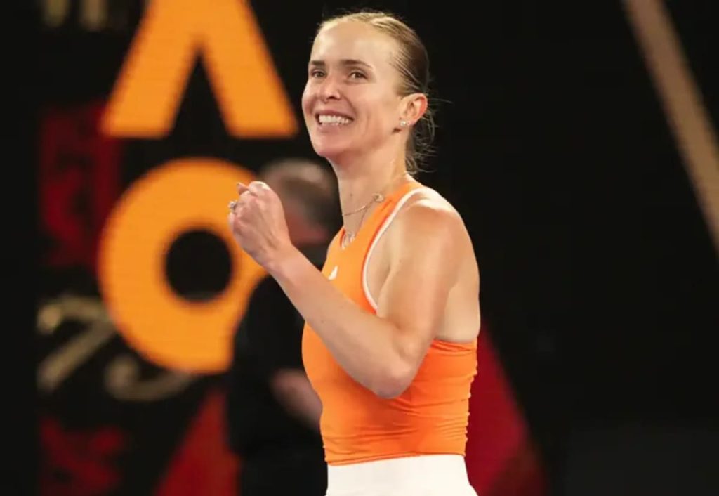 Элина Свитолина пробилась в четвертьфинал Australian Open-2026, одолев россиянку Андрееву