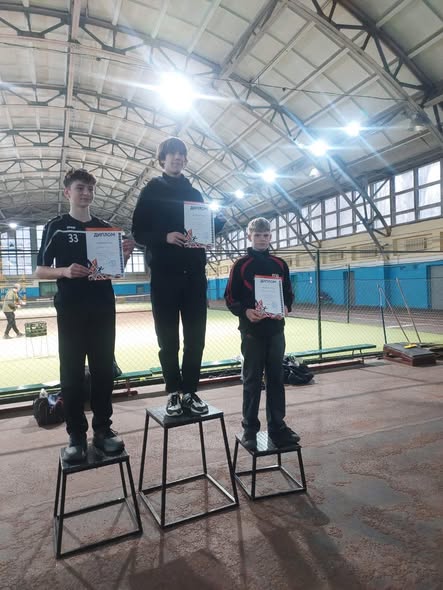 Кам'янські легкоатлети вдало виступили на чемпіонаті області у Дніпрі