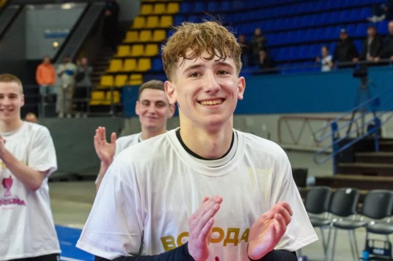 Українець Ілля Приходько став наймолодшим гравцем в історії чемпіонатів Європи з футзалу