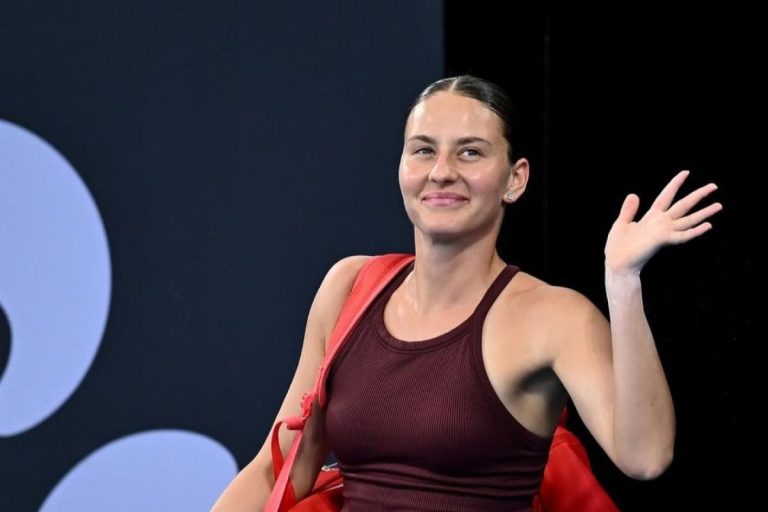 Марта Костюк снялась с турнира WTA 500 в Аделаиде