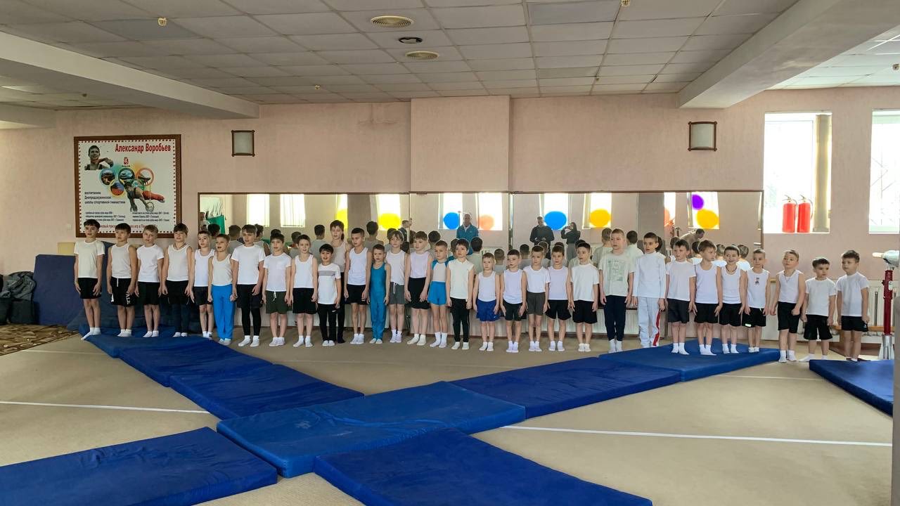Юні гімнасти кам'янської ДЮСШ №4 здобули нагороди на чемпіонаті клубу "Карамболь"