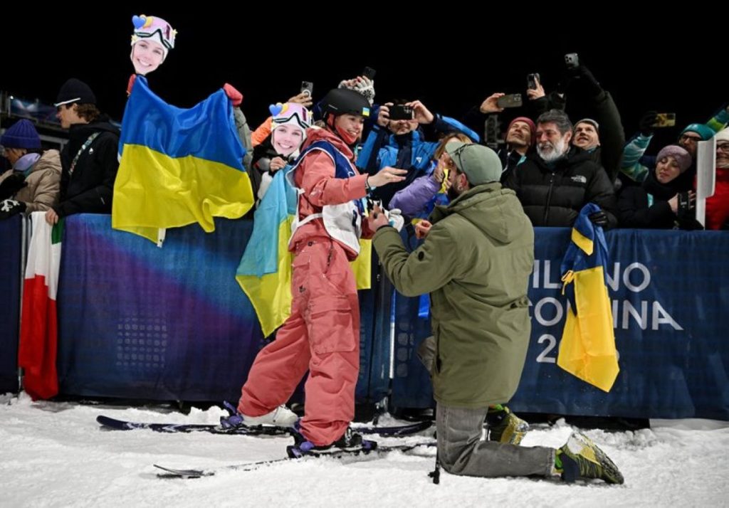 Украинская фристайлистка Коцар получила предложение от жениха из ВСУ после выступления на ОИ-2026 (видео)