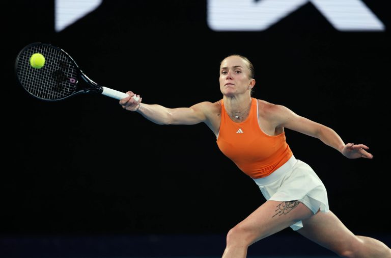 Элина Свитолина одолела Даяну Ястремскую во втором круге турнира WTA 1000 в Дохе (видео)