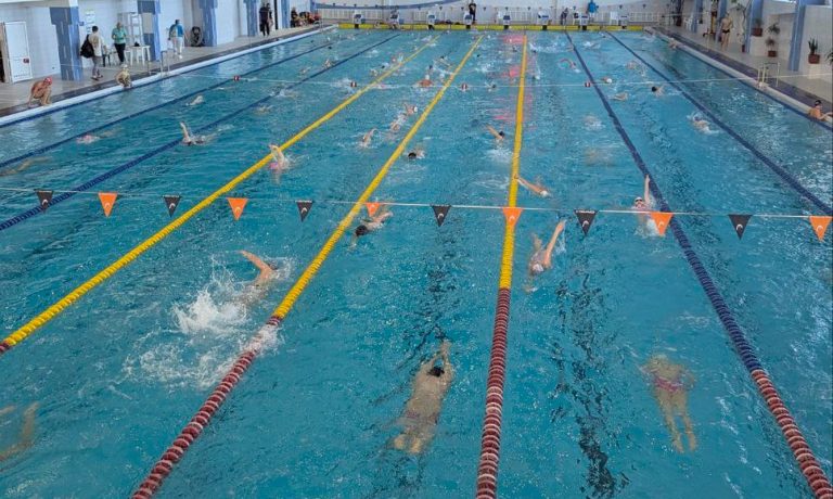 Пловцы Каменского — в десятке лучших на чемпионате Украины среди кадетов