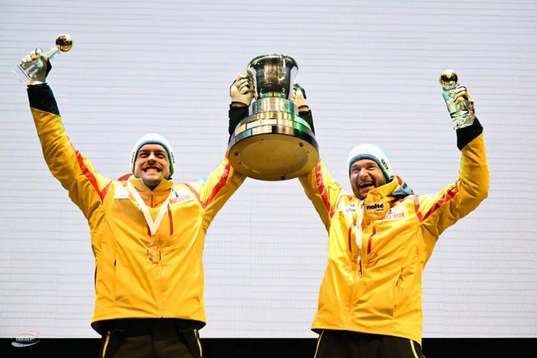 Немцы Лохнер и Фляйшхауэр — олимпийские чемпионы в двойках по бобслею