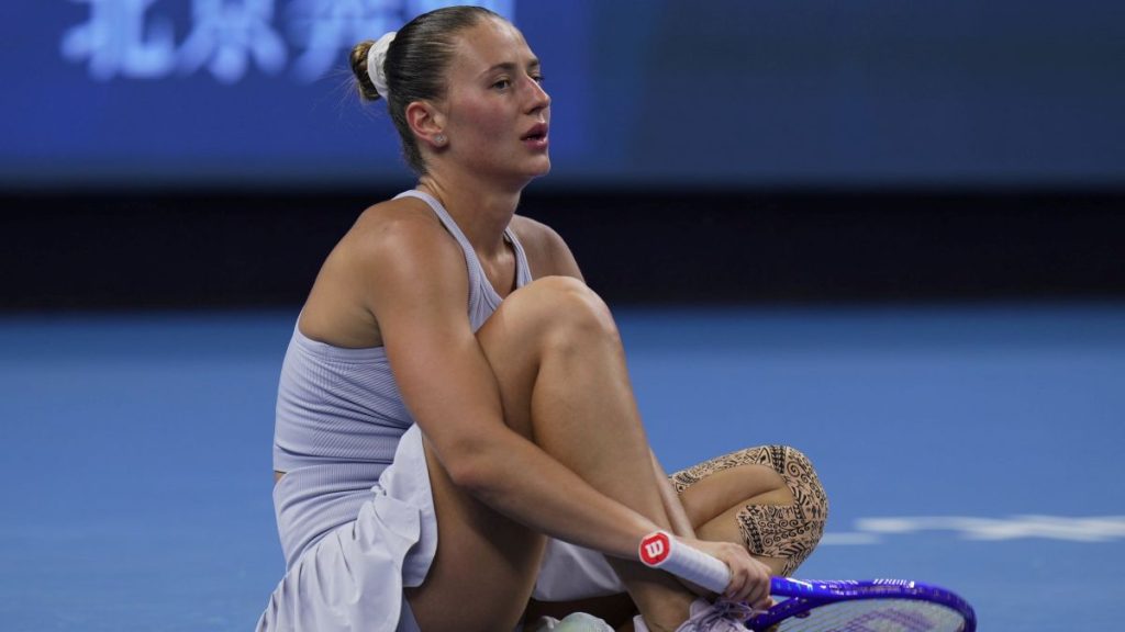 Костюк завершила выступления на WTA 1000 в Индиан-Уэллсе, проиграв третьей ракетке мира Рыбакиной