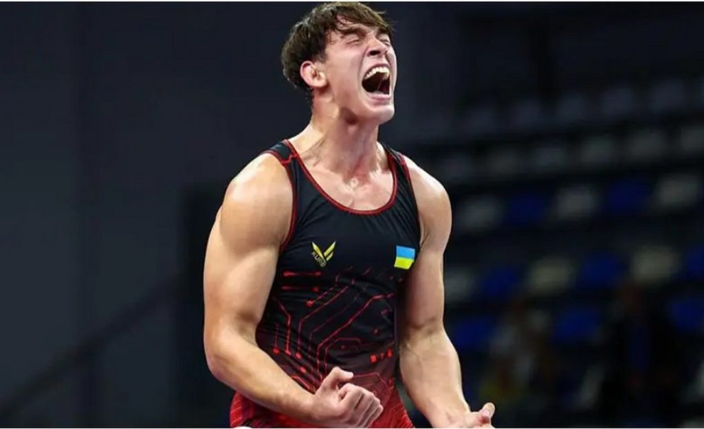Украинские борцы завоевали 13 медалей на юношеском чемпионате Европы