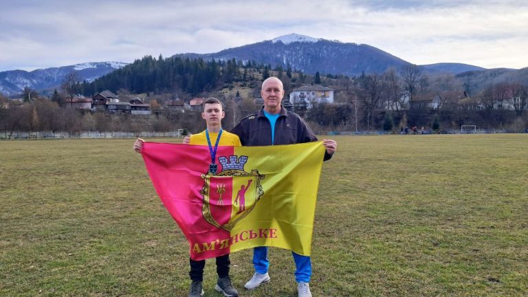 Каменчанин Артем Коник стал призером чемпионата Украины по армрестлингу