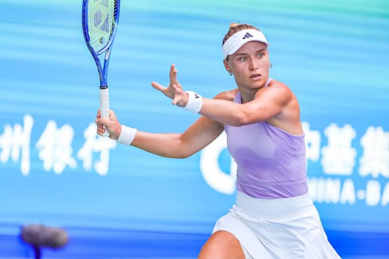 Стародубцева уступила в квалификации турнира WTA 1000 в Индиан-Уэллсе