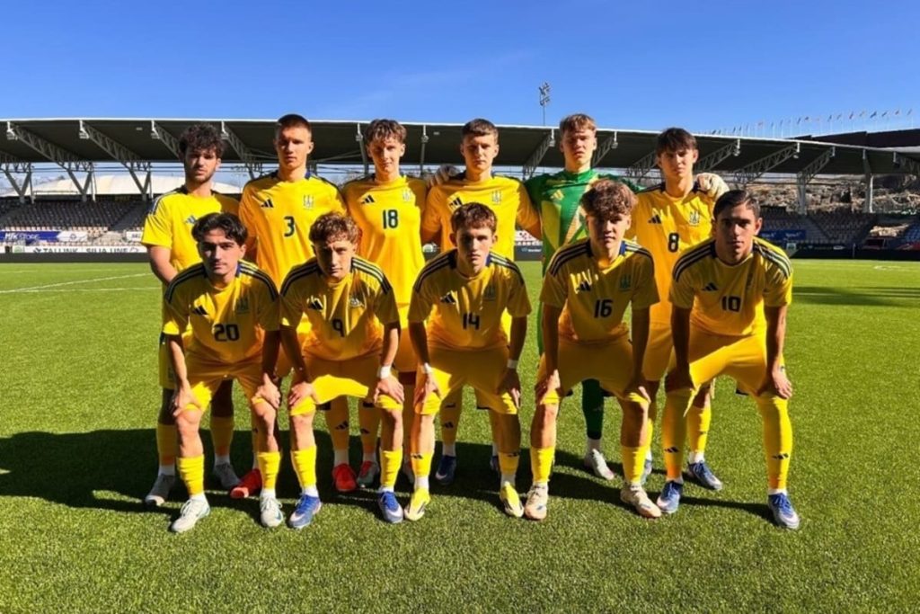 Сборная Украины U-19 сыграла вничью с Румынией и вышла на Евро-2026