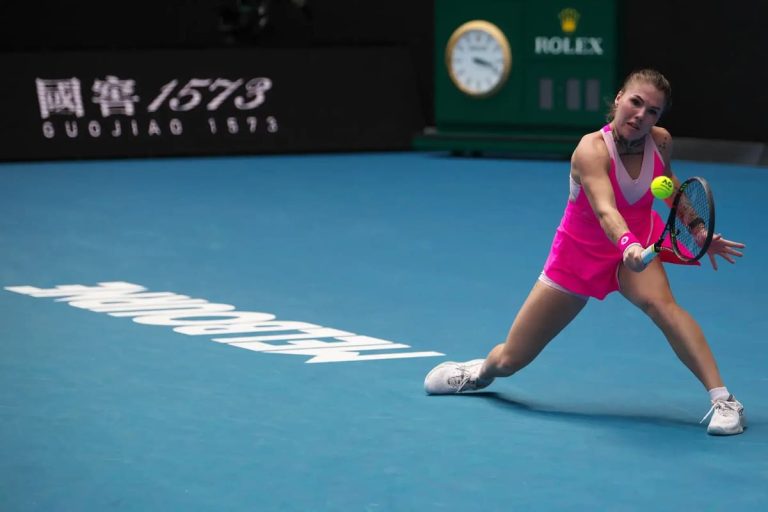 Александра Олейникова проиграла в первом круге турнира WTA 1000 в Мадриде