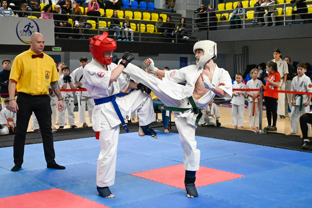 "Воля до перемоги": у Кам'янському пройшла 17-та відкрита першість міста з кіокушин-кан карате-до