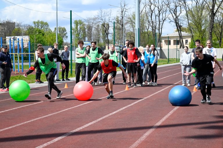 В Каменском прошли «Спортивные молодежные игры»