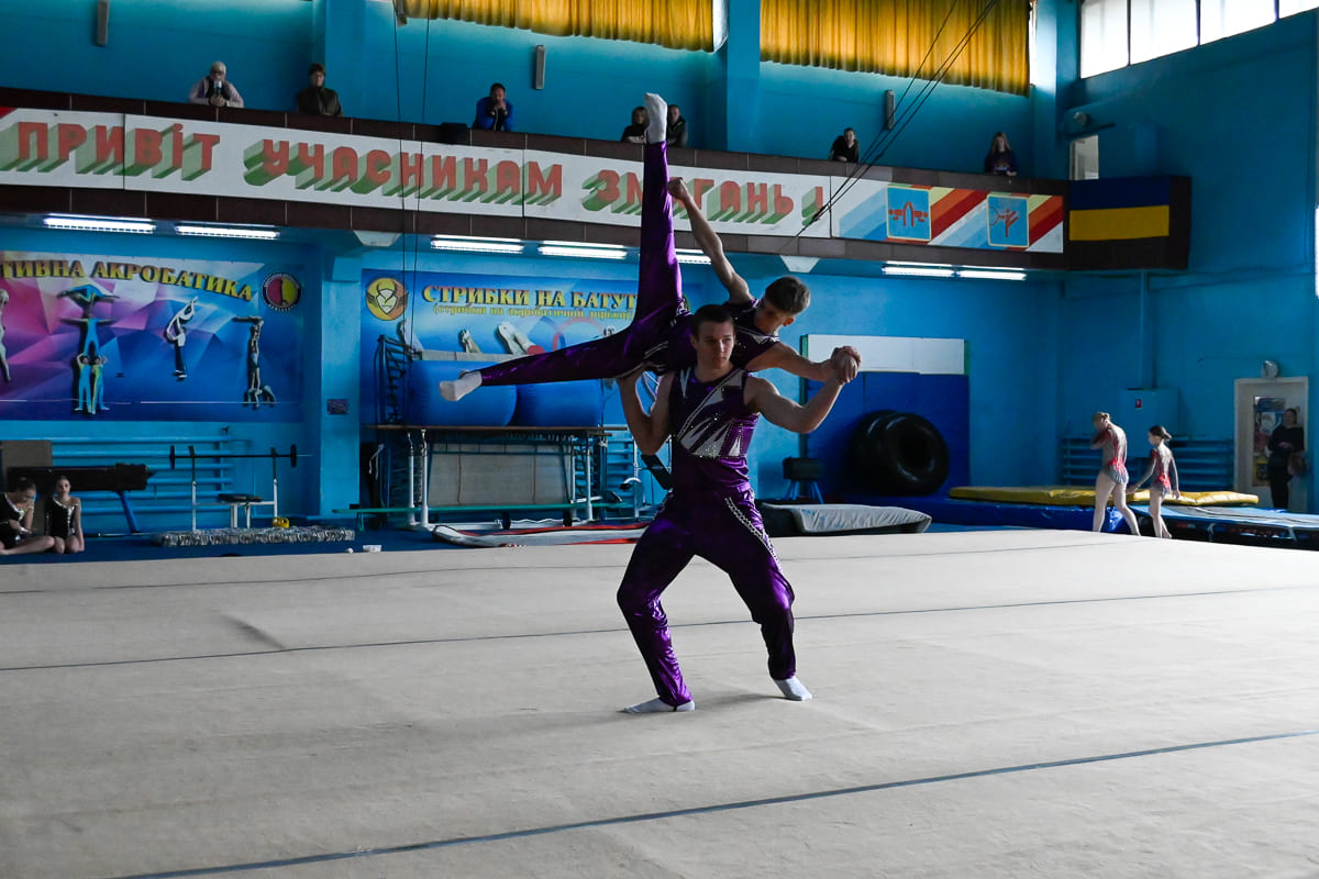 Кам'янське прийняло чемпіонат Дніпропетровської області зі спортивної акробатики
