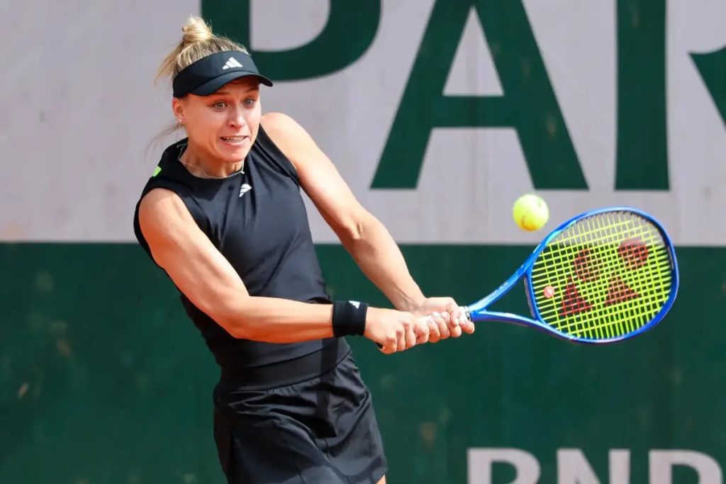 Юлия Стародубцева одержала победу на старте турнира WTA 500 в Чарльстоне