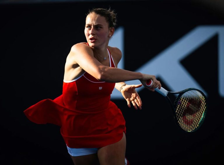 Марта Костюк стала победительницей турнира WTA 250 в Руане, обыграв Веронику Подрез