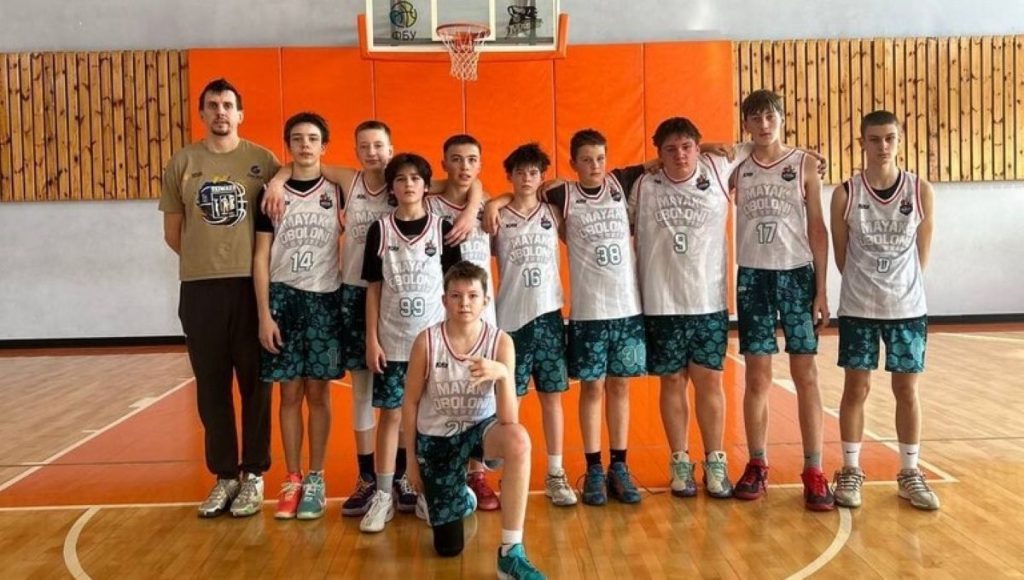Драка и ругань на паркете: ФБУ дисквалифицировала игрока на два года
