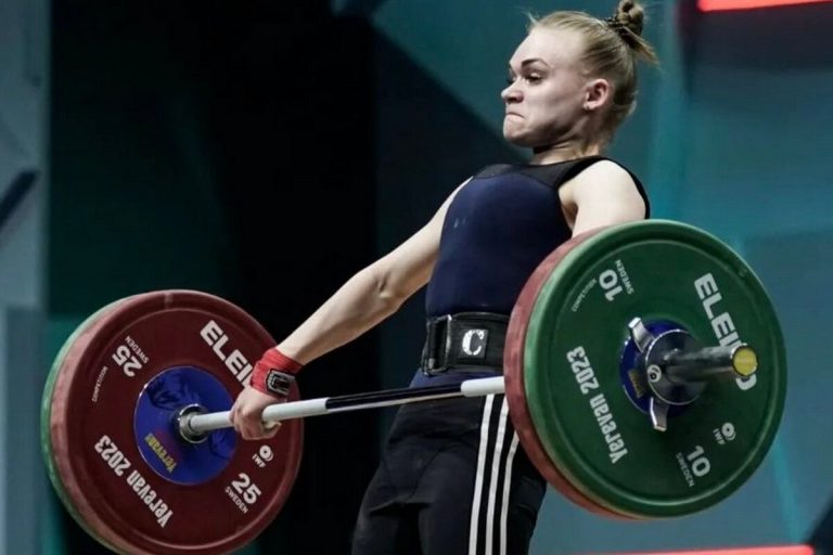 Светлана Москвина выиграла «бронзу» на чемпионате Европы по тяжелой атлетике