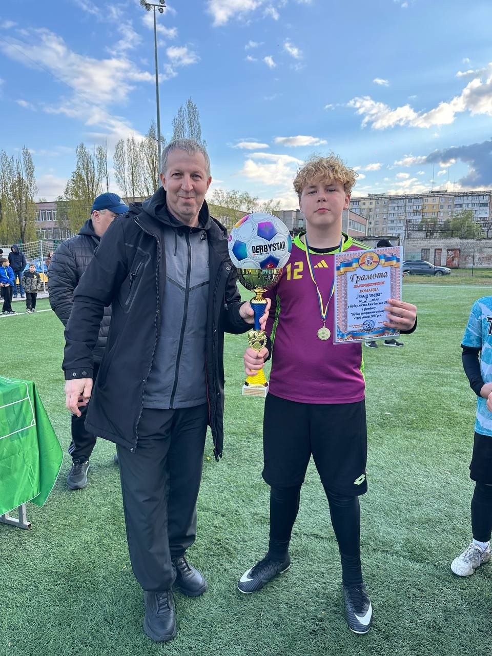 Кам'янська ДЮФШ "Надія" - володар Кубку міста з футболу "Кубок відкриття сезону" серед дітей