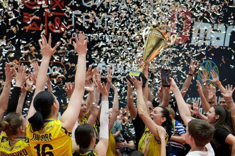 “Буковинка” вдруге поспіль стала чемпіонкою України з волейболу