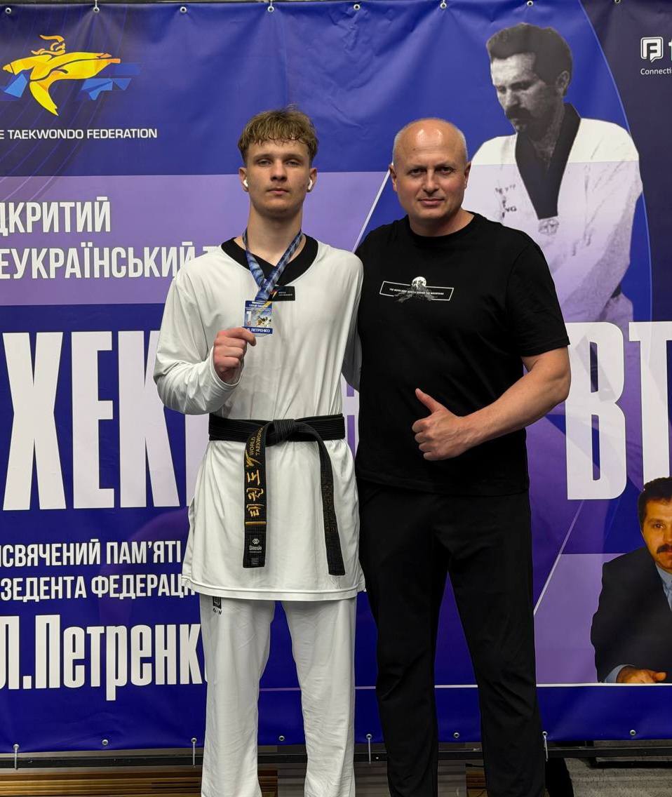 Кам’янські тхеквондисти здобули десятки нагород на масштабних змаганнях у Дніпрі