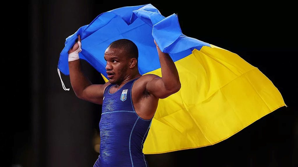 Олімпійські призери Беленюк та Насібов дебютують у змішаних єдиноборствах на турнірі у Києві