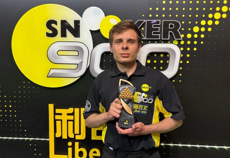 Українець Казаков виграв турнір New Professionals зі снукеру