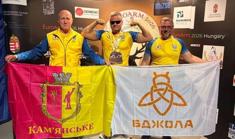 Каменчанин Евгений Григир завоевал две бронзовые медали на чемпионате Европы по параармрестлингу