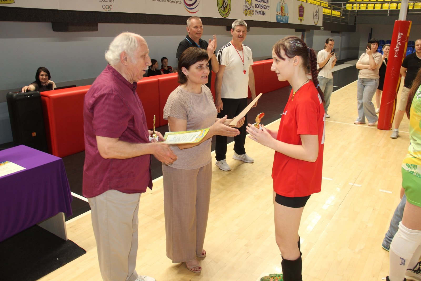 Визначилися призери турніру ДЮСШ №2 з волейболу "Кам’янське об’єднує"