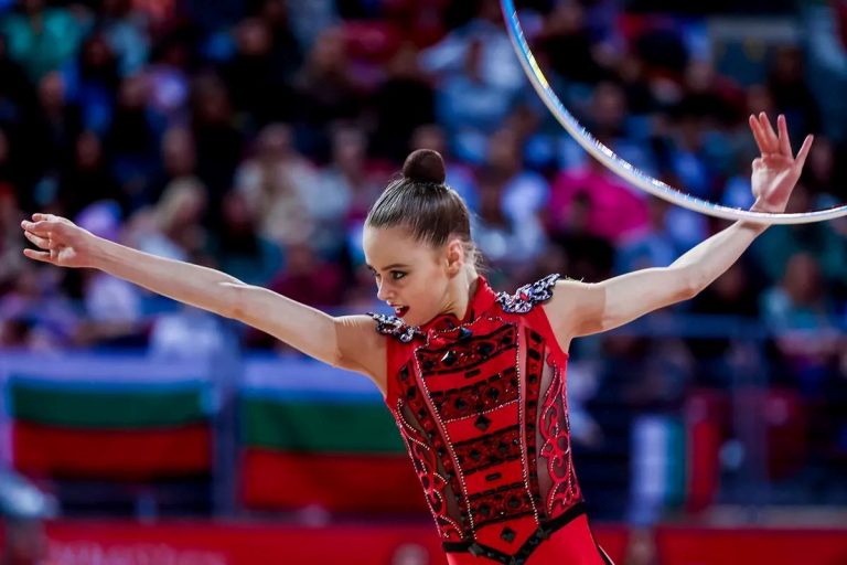 Українська гімнастка Онофрійчук виграла змагання у вправах з обручем на Європейському кубку в Баку