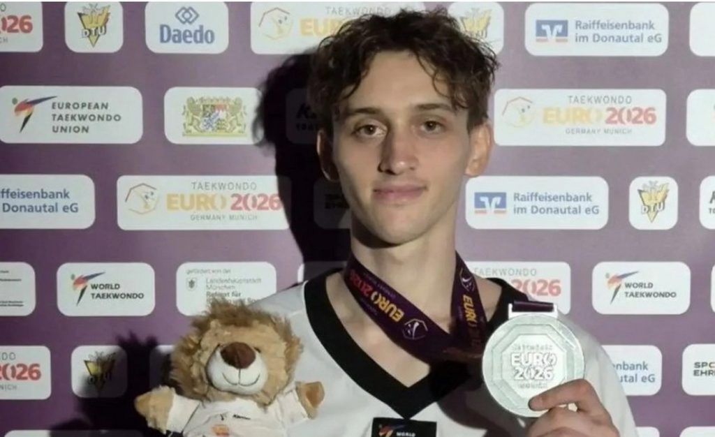 Українець Бистров став срібним призером чемпіонату Європи з тхеквондо