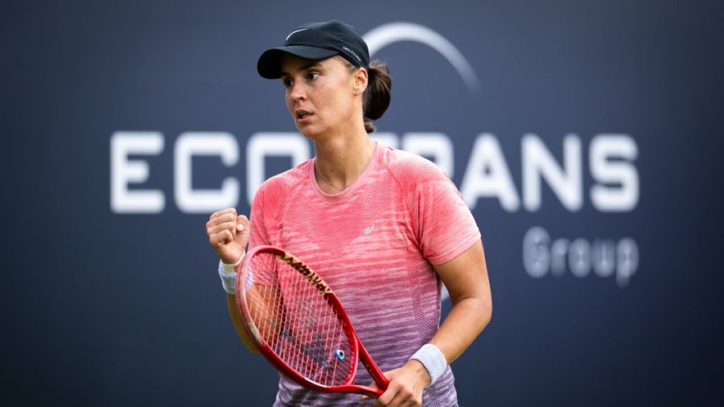 Калинина обыграла Снигур в первом круге турнира WTA 250 в Истборне
