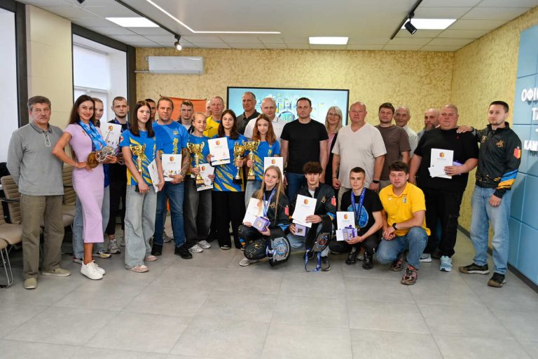 У Кам’янському відзначили спортсменів–переможців та призерів міжнародних змагань