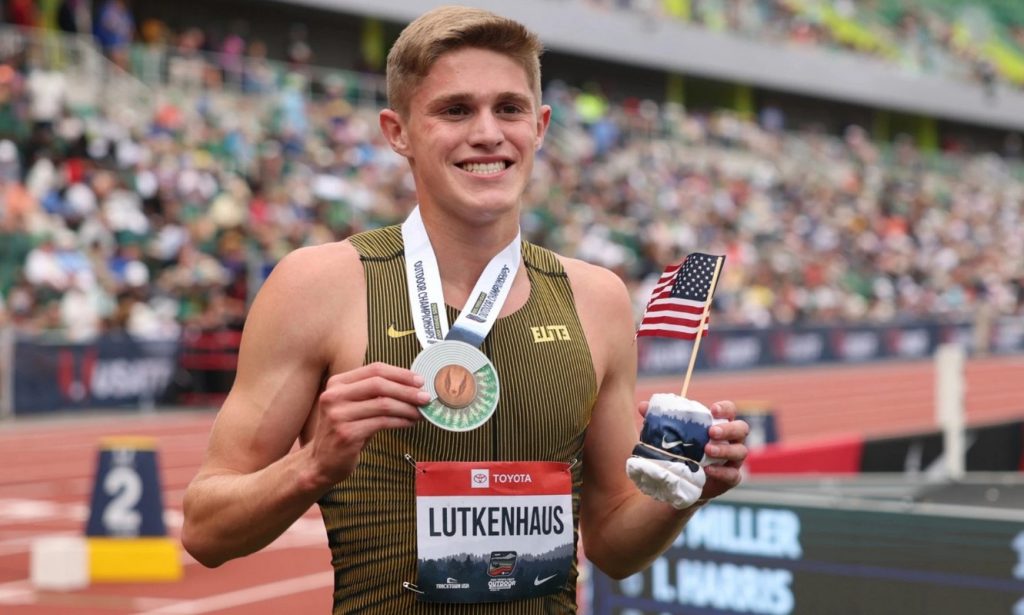 18-летний американский бегун победил олимпийского чемпиона и установил рекорд сезона