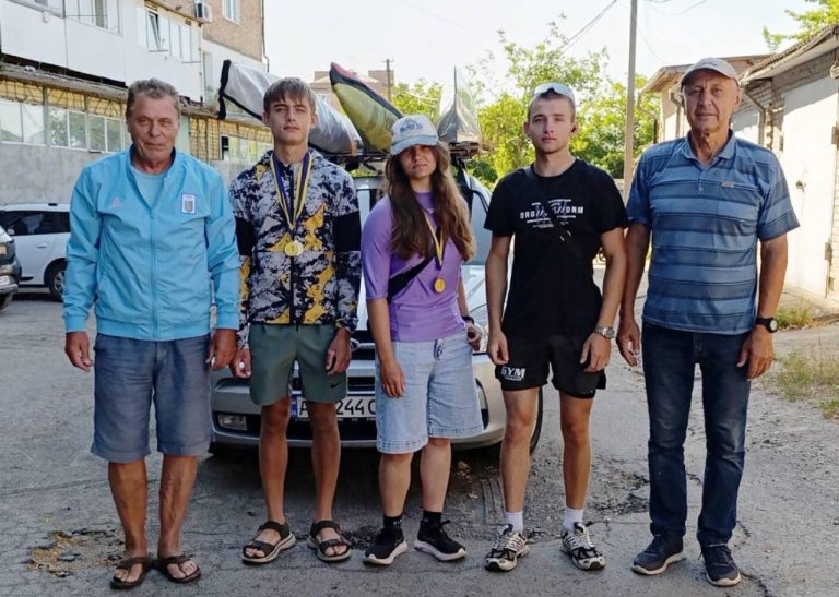 Гребцы Каменского завоевали три «золота» на чемпионате Украины