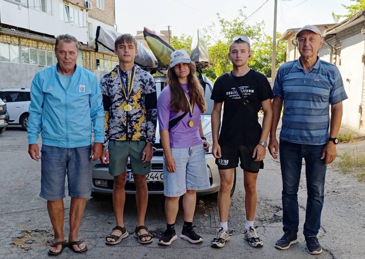 Гребцы Каменского завоевали три «золота» на чемпионате Украины