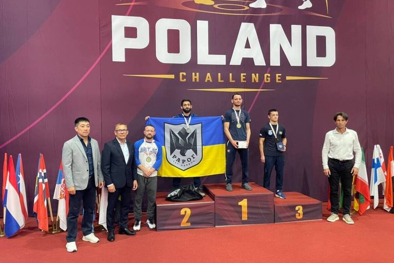 Каменчанин завоевал «бронзу» на международном турнире по греко-римской борьбе в Варшаве