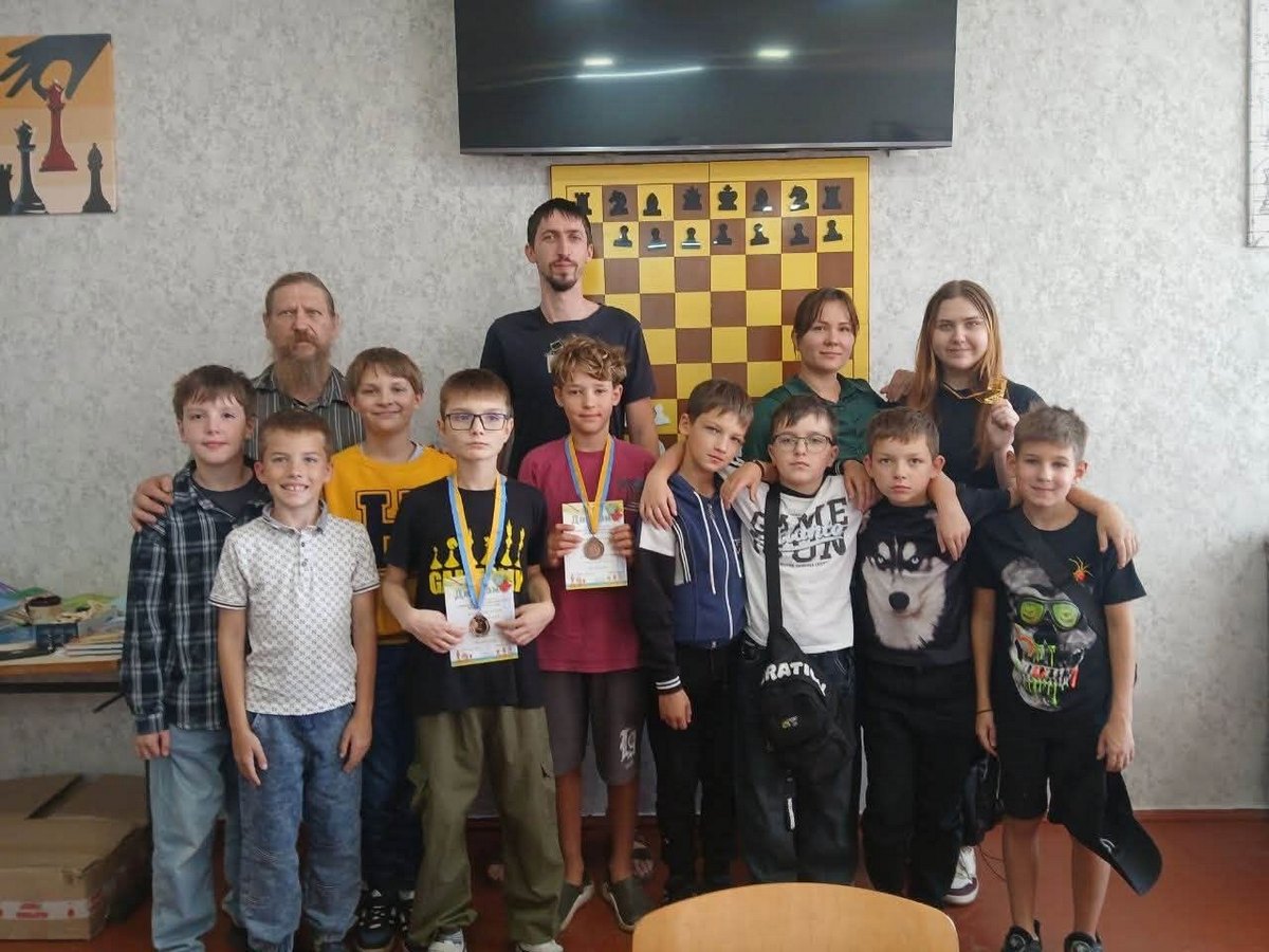 У Кам’янському відбувся відкритий кваліфікаційний турнір ДЮСШ №3 з шахів