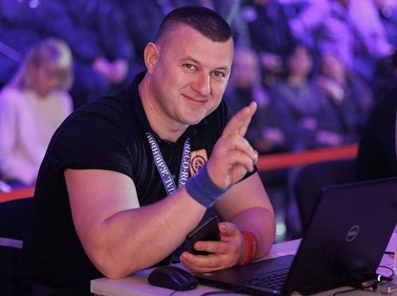 Тренер кам'янської ДЮСШ №3 Олександр Щербаков здобув міжнародну суддівську категорію Тренер кам'янської ДЮСШ №3 Олександр Щербаков здобув міжнародну суддівську категорію