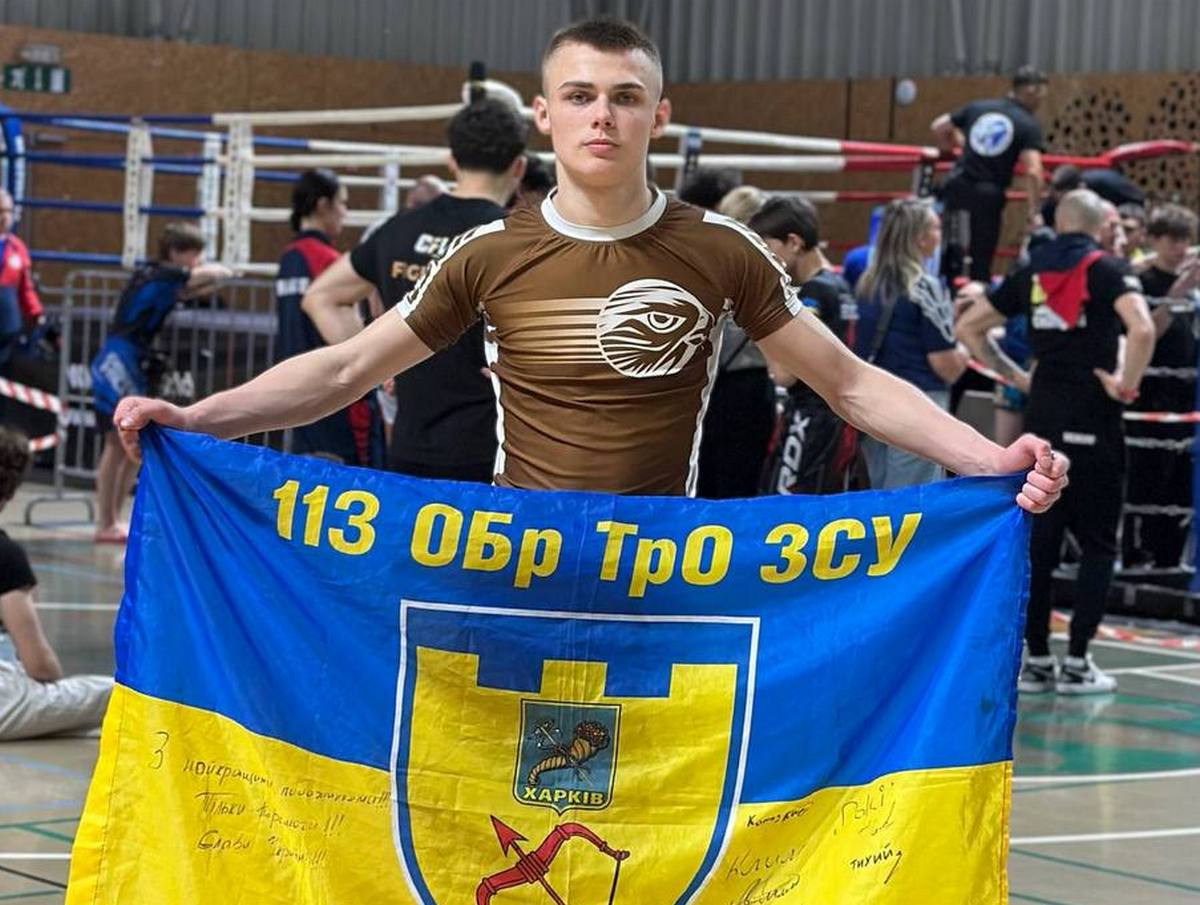 Каменчанин Денис Рыбальченко стал мастером спорта Украины по кикбоксингу