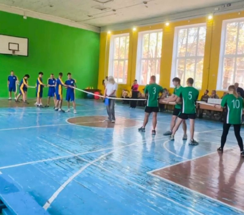 У Кам’янському ВПУ №22 відзначили День захисників і захисниць спортивними змаганнями