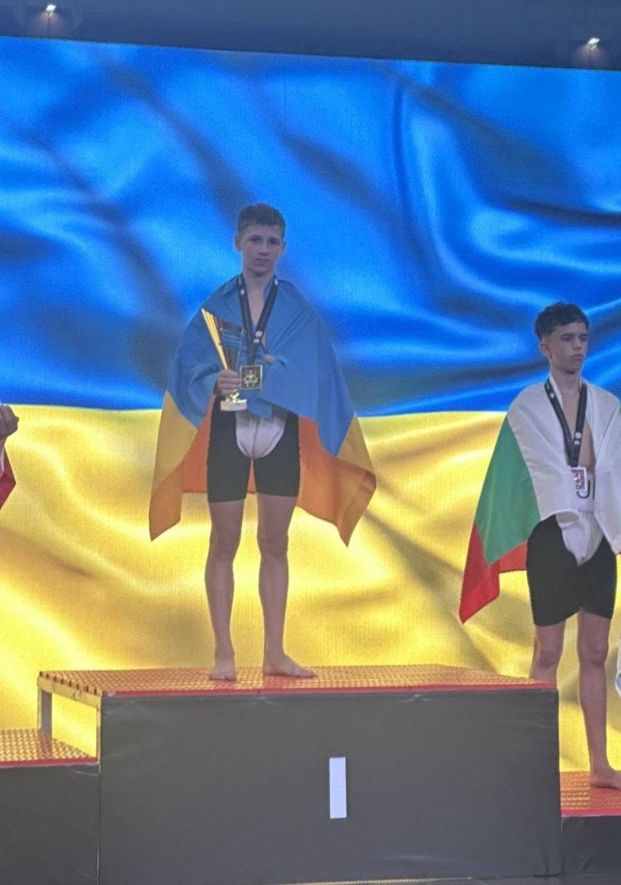 Спортсмени Кам’янського району здобули чотири медалі на чемпіонаті Європи із сумо Спортсмени Кам’янського району здобули чотири медалі на чемпіонаті Європи із сумо
